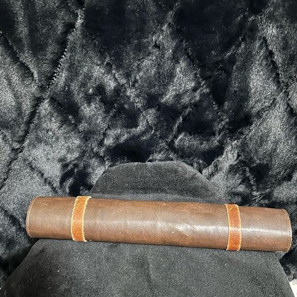 Roll Up Chess Set~Vintage Top Grain Leather Travel Roll Up Chess AND Checker Set - Picture 5 of 12